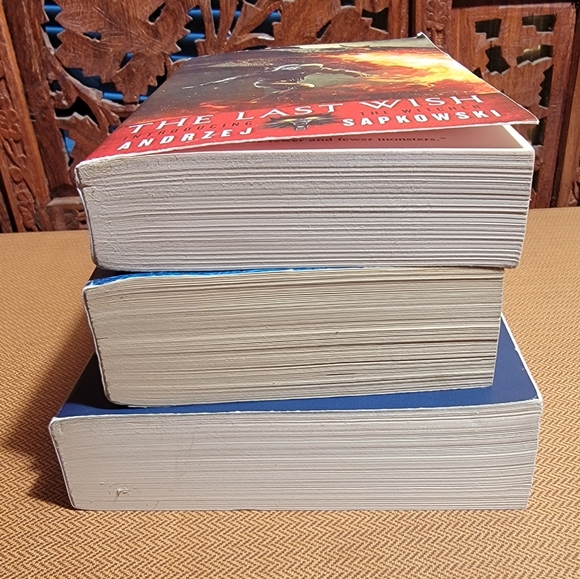 Game of Thrones, American Gods, & The Last Wish, Fantasy Paperback Book Bundle - Picture 12 of 15